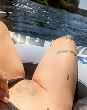 vsilverss OnlyFans Leaked Free Thumbnail Picture - #10noiLyara