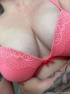 Vtubirb OnlyFans Leaked Free Thumbnail Picture - #5O9ISqO4PK