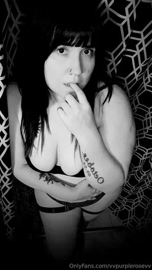 Vvpurplerosevv OnlyFans Leaked Free Thumbnail Picture - #SvxMBOX3Or