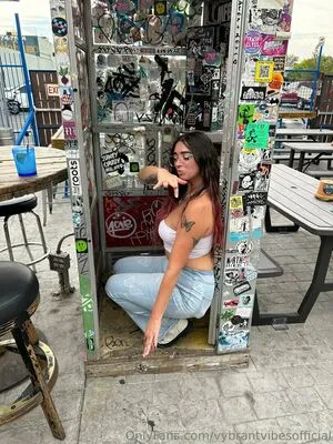 Vybrantvibesofficial OnlyFans Leaked Free Thumbnail Picture - #Dpo6yEl2FA