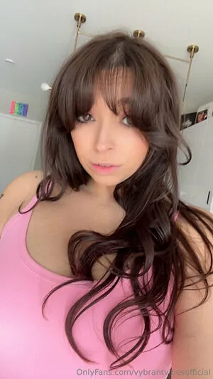 Vybrantvibesofficial OnlyFans Leaked Free Thumbnail Picture - #PGXokNIay8
