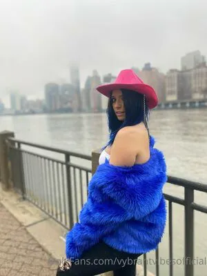 Vybrantvibesofficial OnlyFans Leaked Free Thumbnail Picture - #Tw5urfCbww