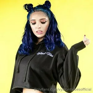 Vybrantvibesofficial OnlyFans Leaked Free Thumbnail Picture - #oP2fe3F5iF