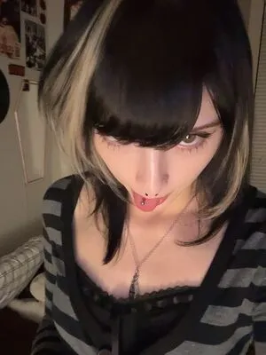 Vynomous OnlyFans Leaked Free Thumbnail Picture - #otg46m3sry