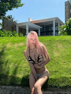 Vyvan Le OnlyFans Leaked Free Thumbnail Picture - #FkAkT84gsY