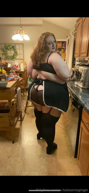 W Holesomeginger OnlyFans Leaked Free Thumbnail Picture - #SdkLumiVlc