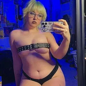 W33dhead666 OnlyFans Leaked Free Thumbnail Picture - #G0Jul88P0O