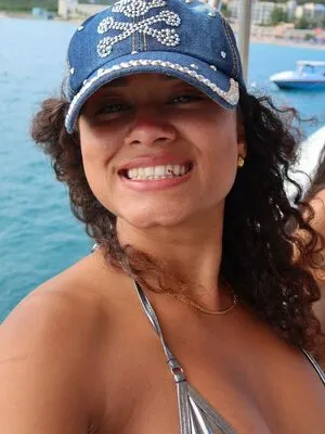 wahyne OnlyFans Leaked Free Thumbnail Picture - #42BOfAkDO0