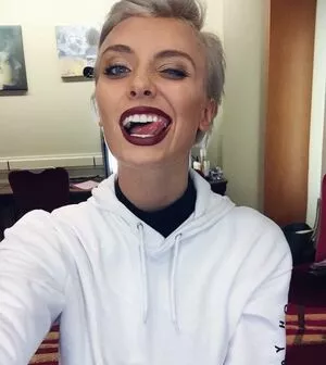 Wallis Day OnlyFans Leaked Free Thumbnail Picture - #5eJFAxc45l