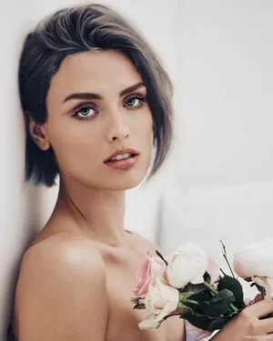 Wallis Day OnlyFans Leaked Free Thumbnail Picture - #6UC8yfJpWa