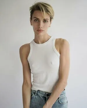 Wallis Day OnlyFans Leaked Free Thumbnail Picture - #GqM4T7yxDu