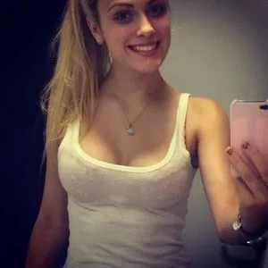 Wallis Day OnlyFans Leaked Free Thumbnail Picture - #SUNYptLD3v