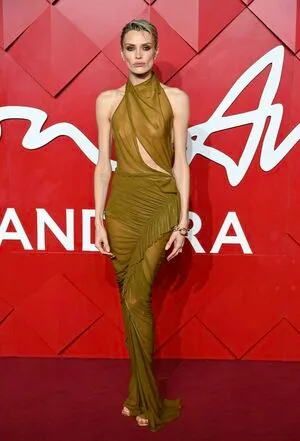 Wallis Day OnlyFans Leaked Free Thumbnail Picture - #XueTZ3PgxC