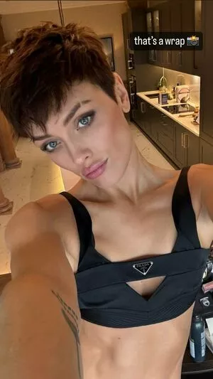 Wallis Day OnlyFans Leaked Free Thumbnail Picture - #gasPUDxyEw