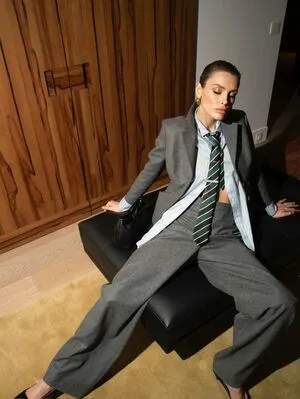 Wallis Day OnlyFans Leaked Free Thumbnail Picture - #hVcMsrdIvw