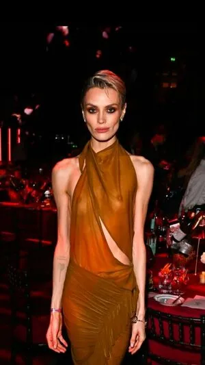 Wallis Day OnlyFans Leaked Free Thumbnail Picture - #i64gaPBifI