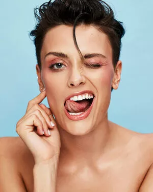 Wallis Day OnlyFans Leaked Free Thumbnail Picture - #tDyFINbGxb