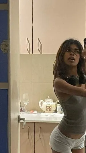 Wallywestswife OnlyFans Leaked Free Thumbnail Picture - #8Ppjc2OyJe