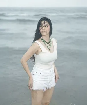 Warina Hussain OnlyFans Leaked Free Thumbnail Picture - #0KJ7OcxXXz