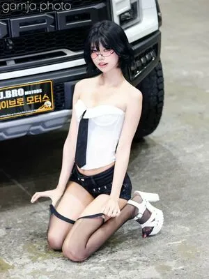 We8136 OnlyFans Leaked Free Thumbnail Picture - #IbrZ2oMipA