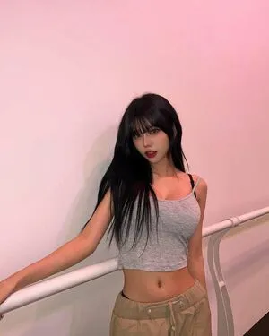 We8136 OnlyFans Leaked Free Thumbnail Picture - #rR3yHntr1m