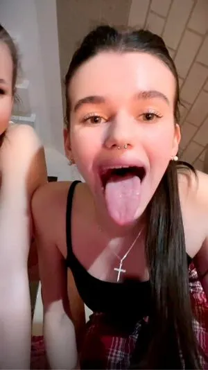 Weaveau OnlyFans Leaked Free Thumbnail Picture - #tJetpbbg9v