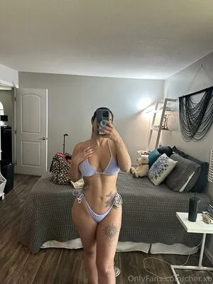 Weedflorr OnlyFans Leaked Free Thumbnail Picture - #u9Z2Ty50z1