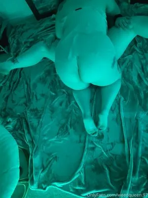 Weedqueen OnlyFans Leaked Free Thumbnail Picture - #M0Nrplba39