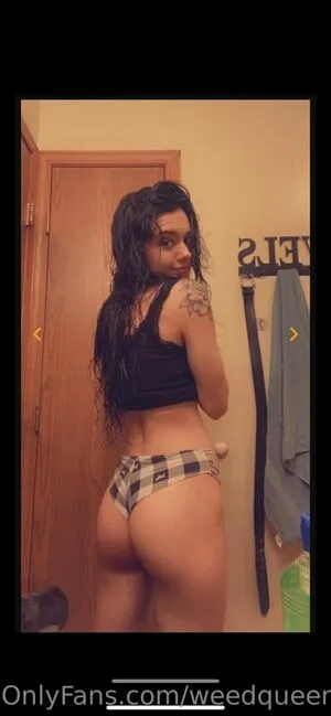 Weedqueen2442 OnlyFans Leaked Free Thumbnail Picture - #0BUO4lca36