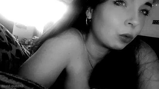 Weedqueen33 OnlyFans Leaked Free Thumbnail Picture - #faauE8DoIt