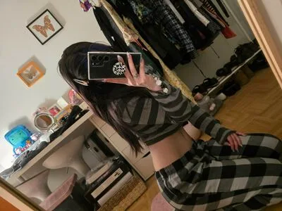 Weeniestwee OnlyFans Leaked Free Thumbnail Picture - #gcud8Mhia7
