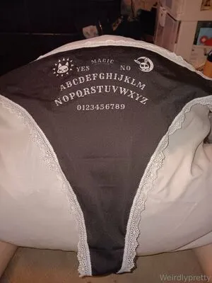 Weirdlypretty666 OnlyFans Leaked Free Thumbnail Picture - #9ZlPZzv4di
