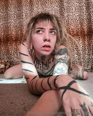 Welcometothesewerfree OnlyFans Leaked Free Thumbnail Picture - #Y2m66w5oAn