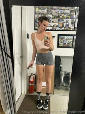 Welcometothesmokeshow OnlyFans Leaked Free Thumbnail Picture - #06u5858Me5