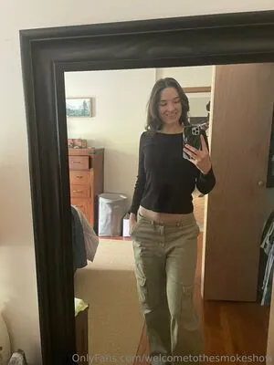 Welcometothesmokeshow OnlyFans Leaked Free Thumbnail Picture - #FxuLGel8RD