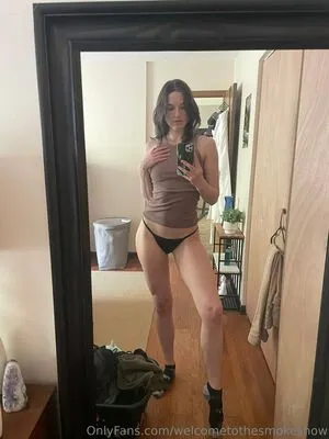 Welcometothesmokeshow OnlyFans Leaked Free Thumbnail Picture - #y42eXXtnfA