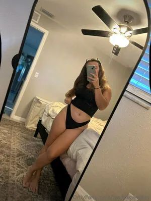 Wellnesswifey OnlyFans Leaked Free Thumbnail Picture - #XgVP7sh7rb