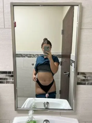 Wellnesswifey OnlyFans Leaked Free Thumbnail Picture - #ZgZ1VOl5Eg