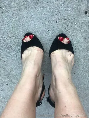 Wellwornbymitzy OnlyFans Leaked Free Thumbnail Picture - #0zfH7m4KWy