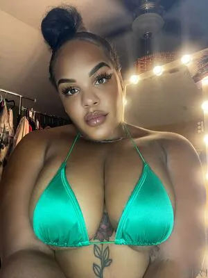 Weloveriri OnlyFans Leaked Free Thumbnail Picture - #jF3bojyFP5