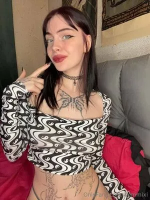 Wemmixi OnlyFans Leaked Free Thumbnail Picture - #1aYNhWea91