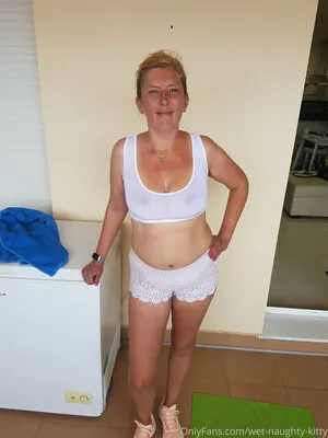Wet Naughty Kitty OnlyFans Leaked Free Thumbnail Picture - #H2ZIhHWSvP