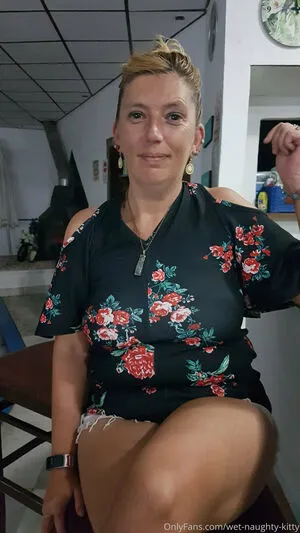 Wet Naughty Kitty OnlyFans Leaked Free Thumbnail Picture - #W9IMt2PHgf
