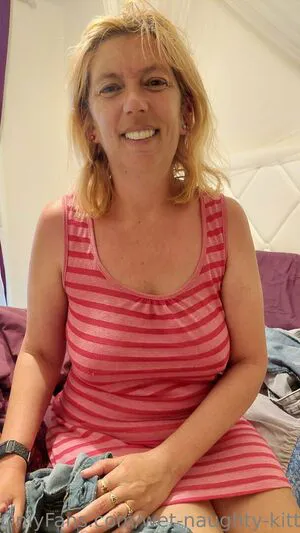 Wet Naughty Kitty OnlyFans Leaked Free Thumbnail Picture - #WEZ7TYGeew