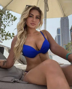 Weweska OnlyFans Leaked Free Thumbnail Picture - #7cW0Bh3n8W