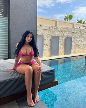 Weweska OnlyFans Leaked Free Thumbnail Picture - #KTfxSquaKM