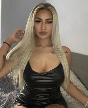 Weweska OnlyFans Leaked Free Thumbnail Picture - #Nm3ClGnVTk