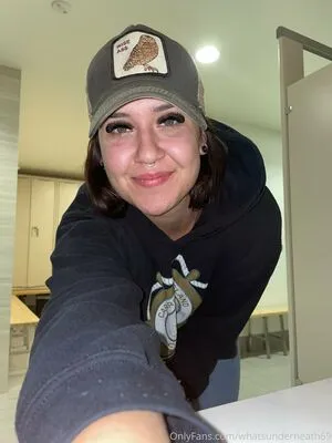 Whatsunderneath69 OnlyFans Leaked Free Thumbnail Picture - #8vouekjYsl