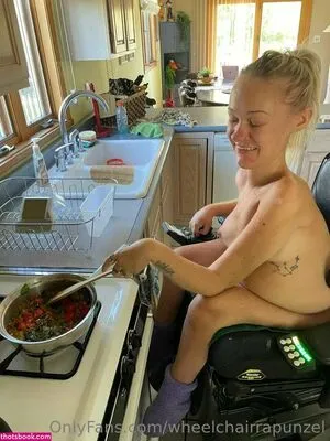 Wheelchairrapunzel OnlyFans Leaked Free Thumbnail Picture - #KJ3wiPKTRF