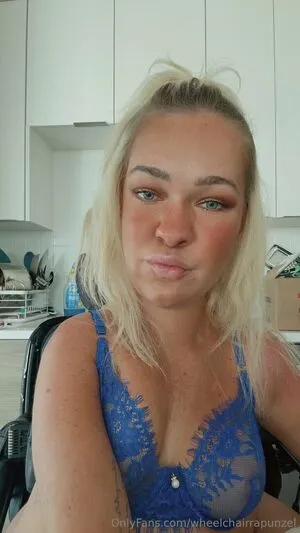 Wheelchairrapunzel OnlyFans Leaked Free Thumbnail Picture - #RdaSsABAHB